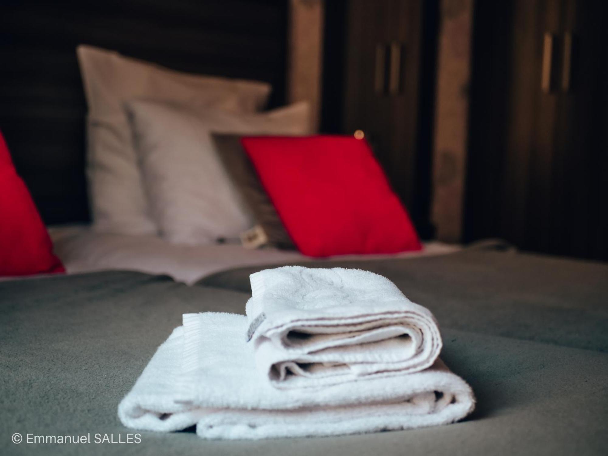 Hotel Le Saint Patrice بايو المظهر الخارجي الصورة