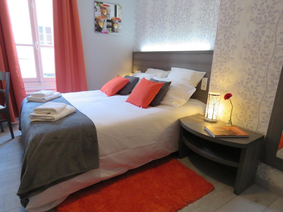 Hotel Le Saint Patrice بايو المظهر الخارجي الصورة