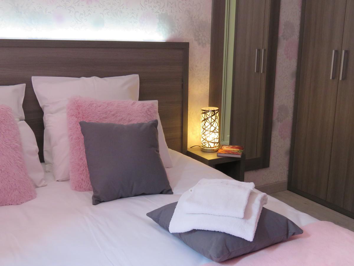 Hotel Le Saint Patrice بايو المظهر الخارجي الصورة