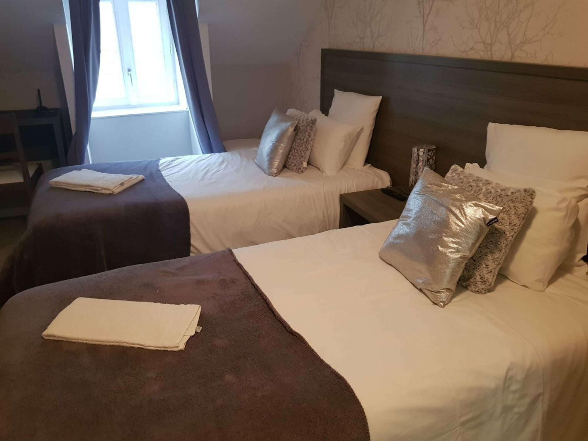 Hotel Le Saint Patrice بايو المظهر الخارجي الصورة